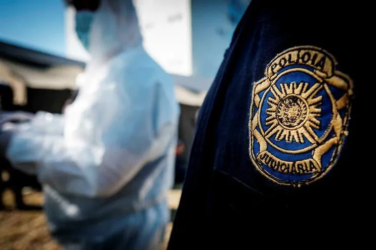 Recém-nascido morre durante parto em escola na Maia