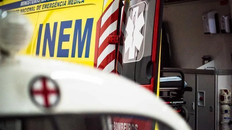 Homem morreu ao cair de telhado na Maia