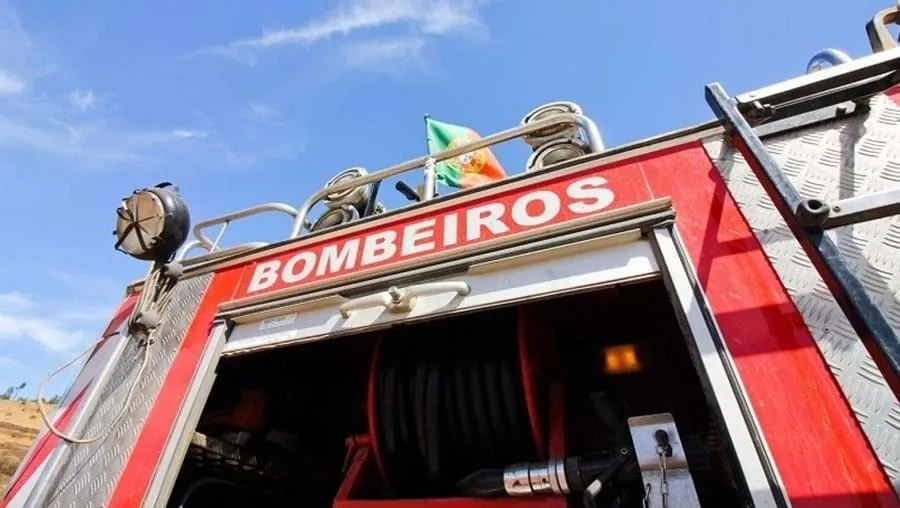 Mulher colhida por 'papa-reformas' na Maia