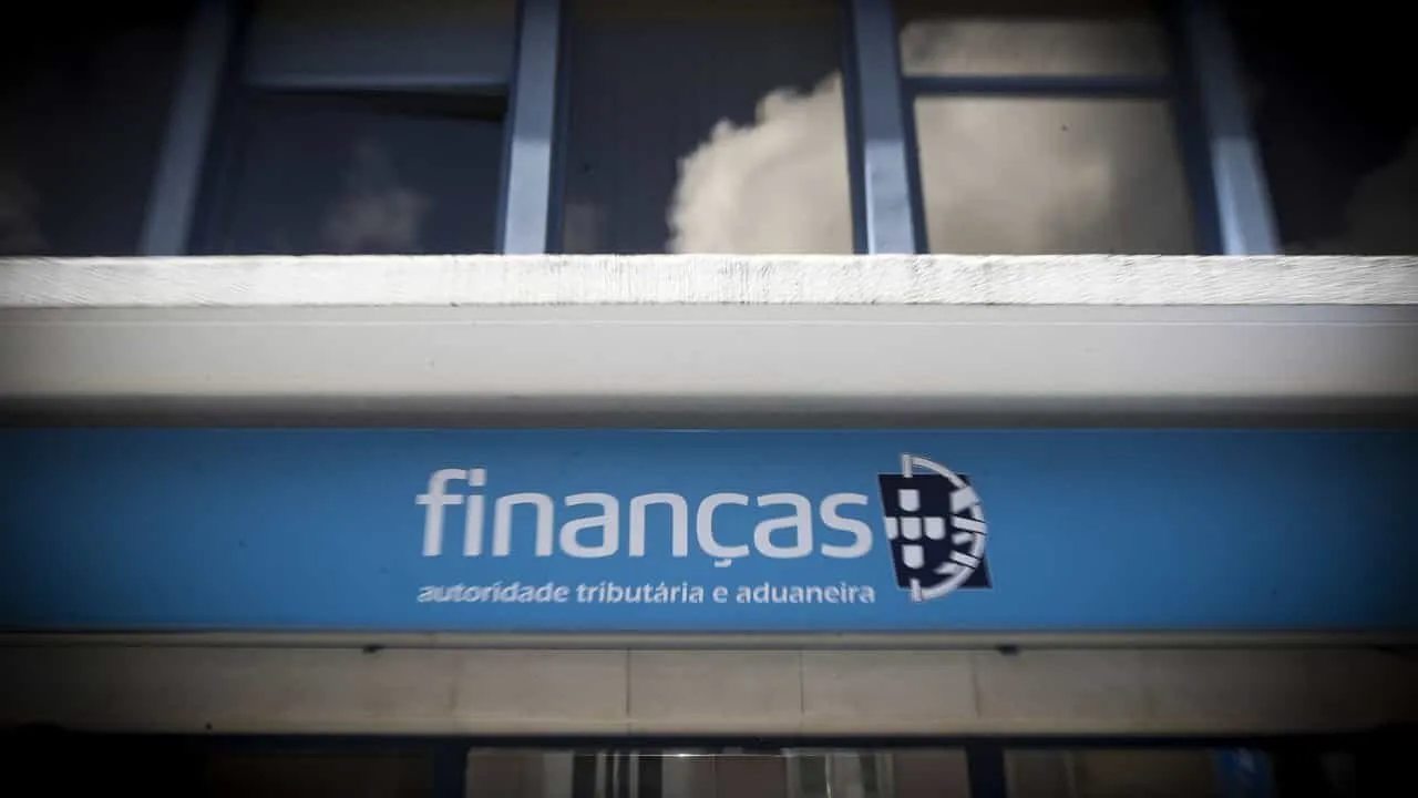 Finanças